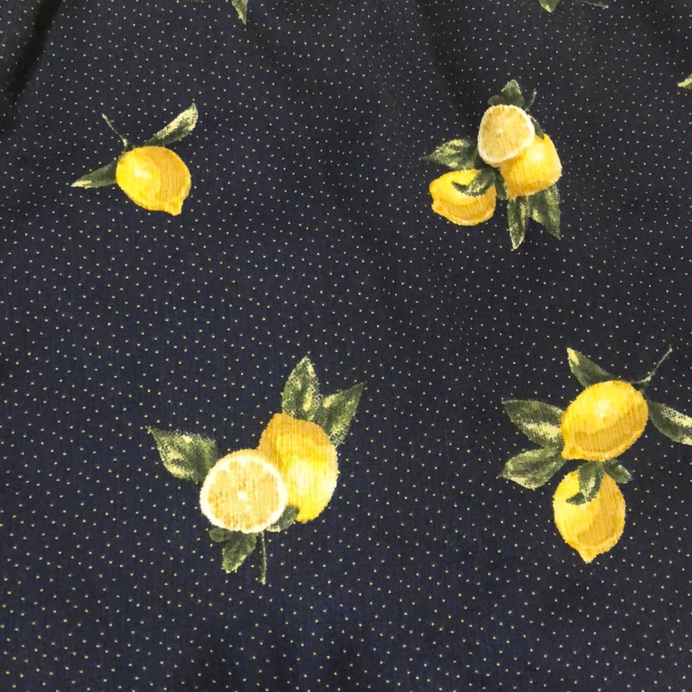 Lemonade Babe 🍋 - Picture 3 of 3